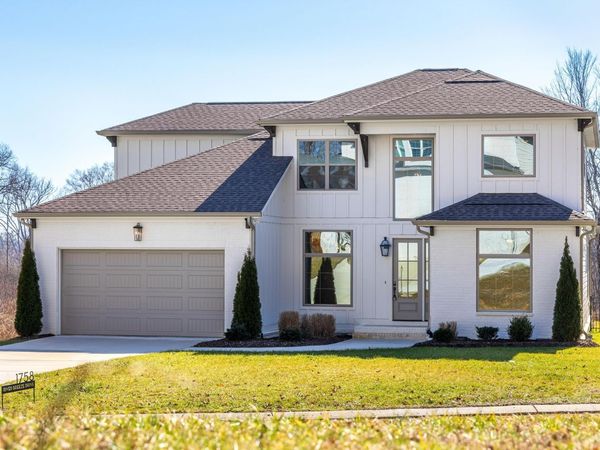 1758 River Breeze Drive, Soddy Daisy, TN 37379