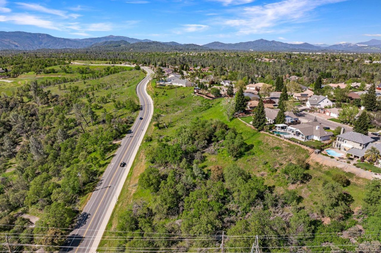 166 Quartz Hill Rd, Redding, CA 96003 Photo