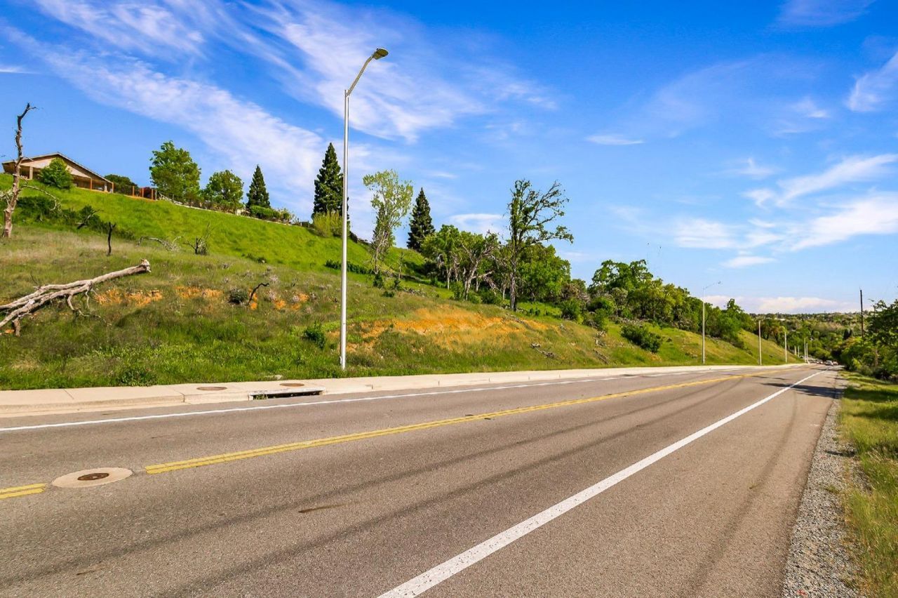 166 Quartz Hill Rd, Redding, CA 96003 Photo