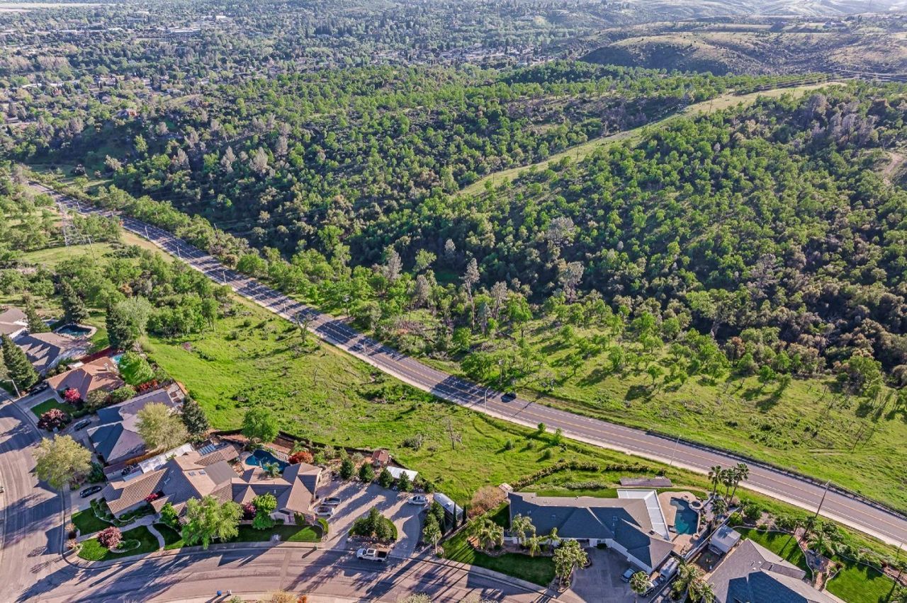 166 Quartz Hill Rd, Redding, CA 96003 Photo