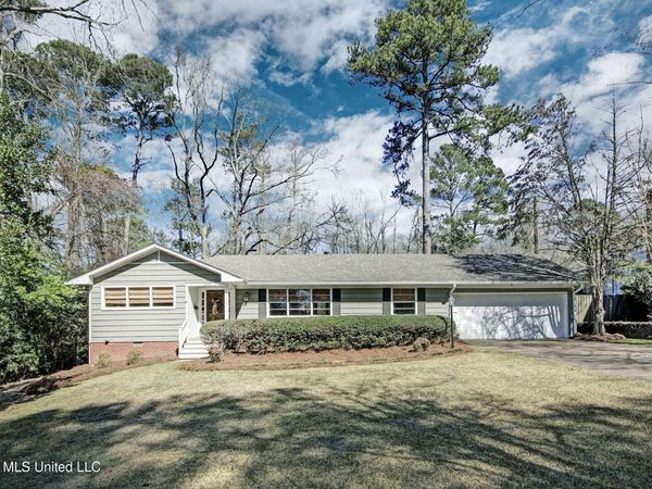 1508 Robert Drive, Jackson, MS 39211