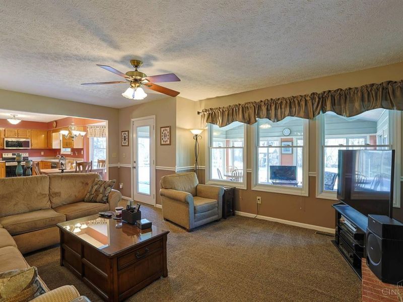 3330 Celedon Court, Cincinnati, OH 45251 Photo 11