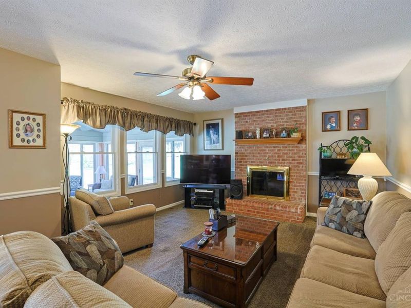 3330 Celedon Court, Cincinnati, OH 45251 Photo 9