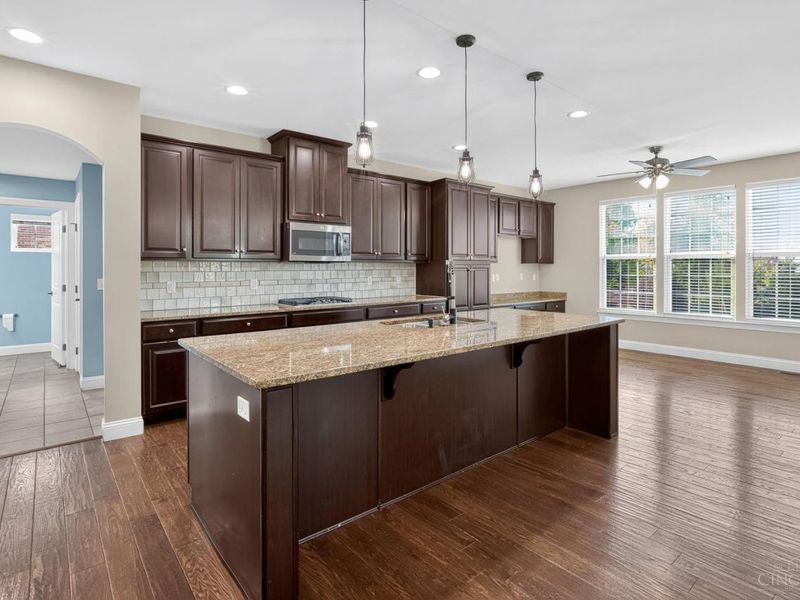 5663 E Senour Drive, West Chester, OH 45069 Photo 10