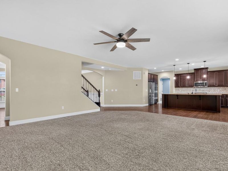 5663 E Senour Drive, West Chester, OH 45069 Photo 6