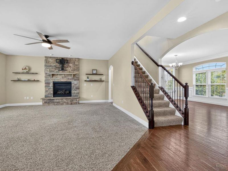 5663 E Senour Drive, West Chester, OH 45069 Photo 7