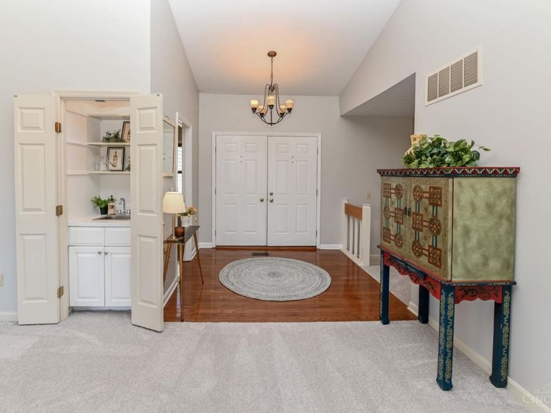 12 Muirfield Lane, Blue Ash, OH 45241 Photo 10