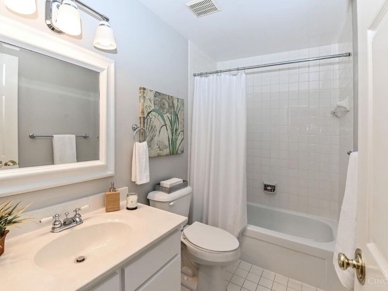 12 Muirfield Lane, Blue Ash, OH 45241 Photo 21