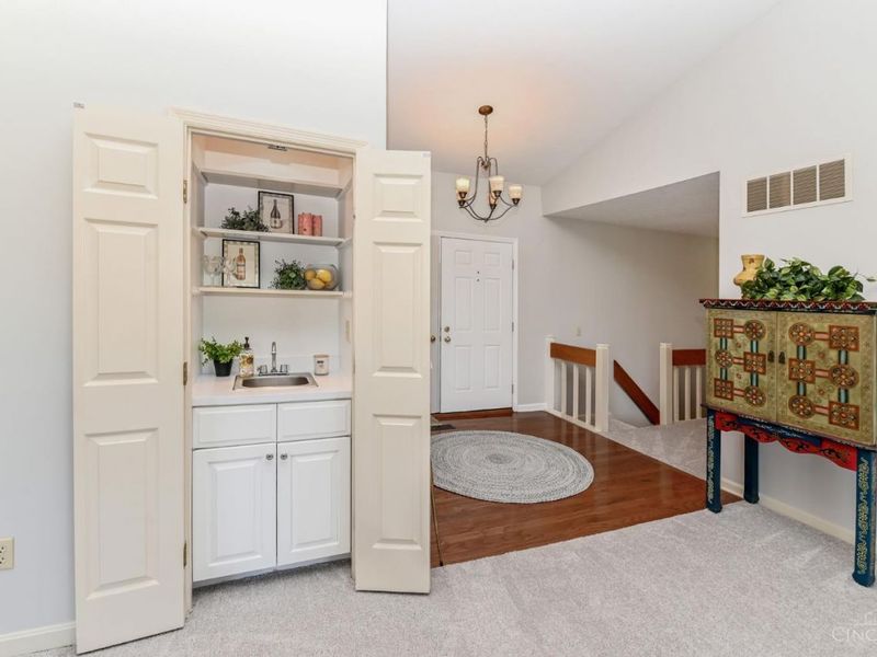 12 Muirfield Lane, Blue Ash, OH 45241 Photo 9