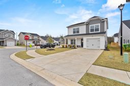 401 Middlebury Lane  photo 4