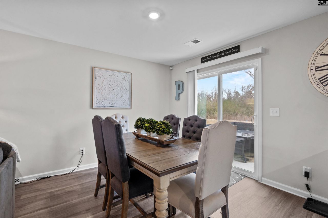 401 Middlebury Lane  Photo 7