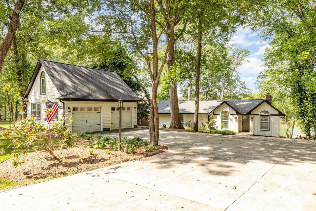 132 Malibu Road, Mooresville, NC 28117 Main Photo