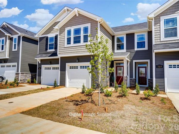 6041 Mallow Crossing Lane, Charlotte, NC 28213