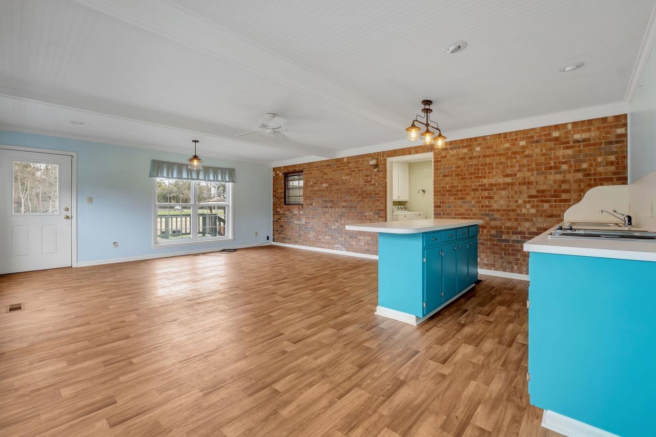 9949 Florida Georgia Highway , Havana, FL 32333 Photo