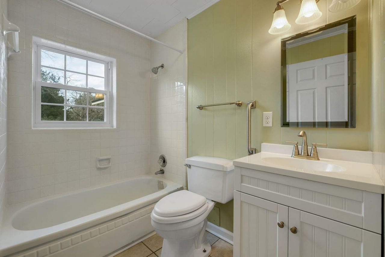 9949 Florida Georgia Highway , Havana, FL 32333 Photo