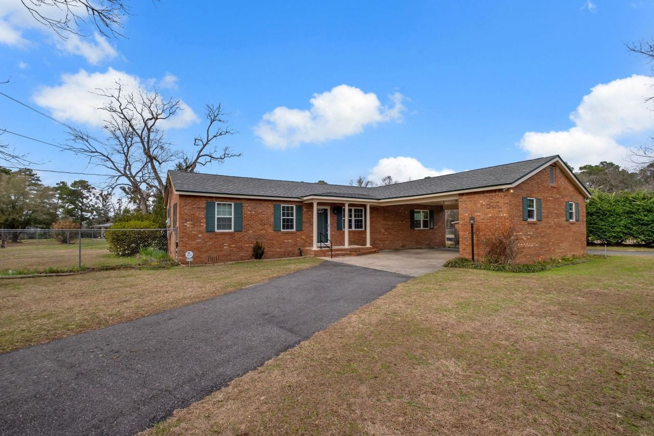 9949 Florida Georgia Highway , Havana, FL 32333 Photo