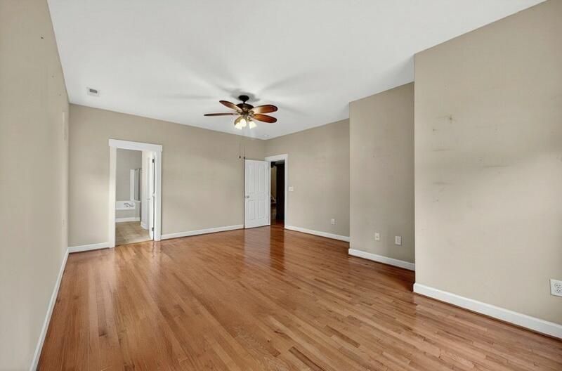 231 N Ainsdale Drive Photo 10