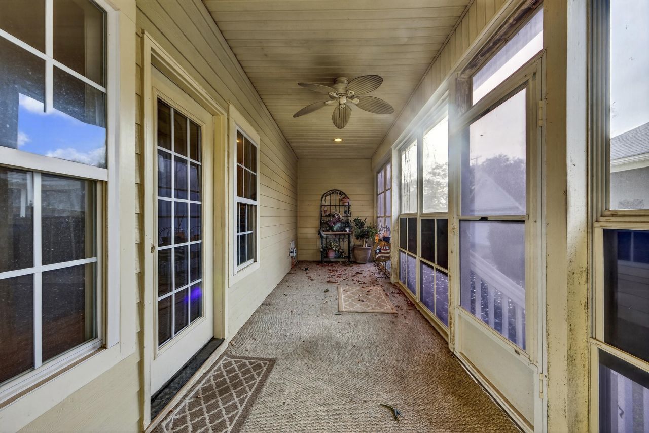 231 N Ainsdale Drive Photo 26