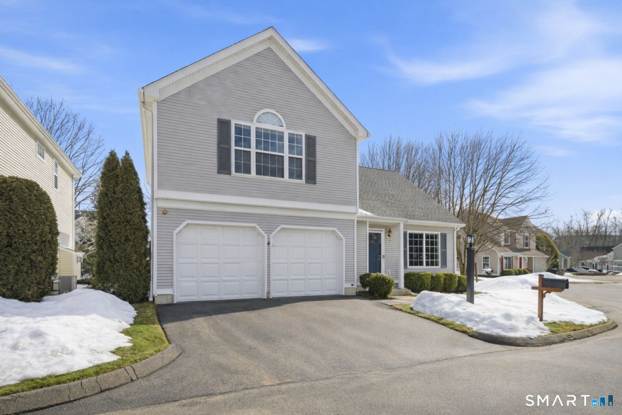 95 Intervale, Unit 46, Stamford, CT 06905 Main Photo