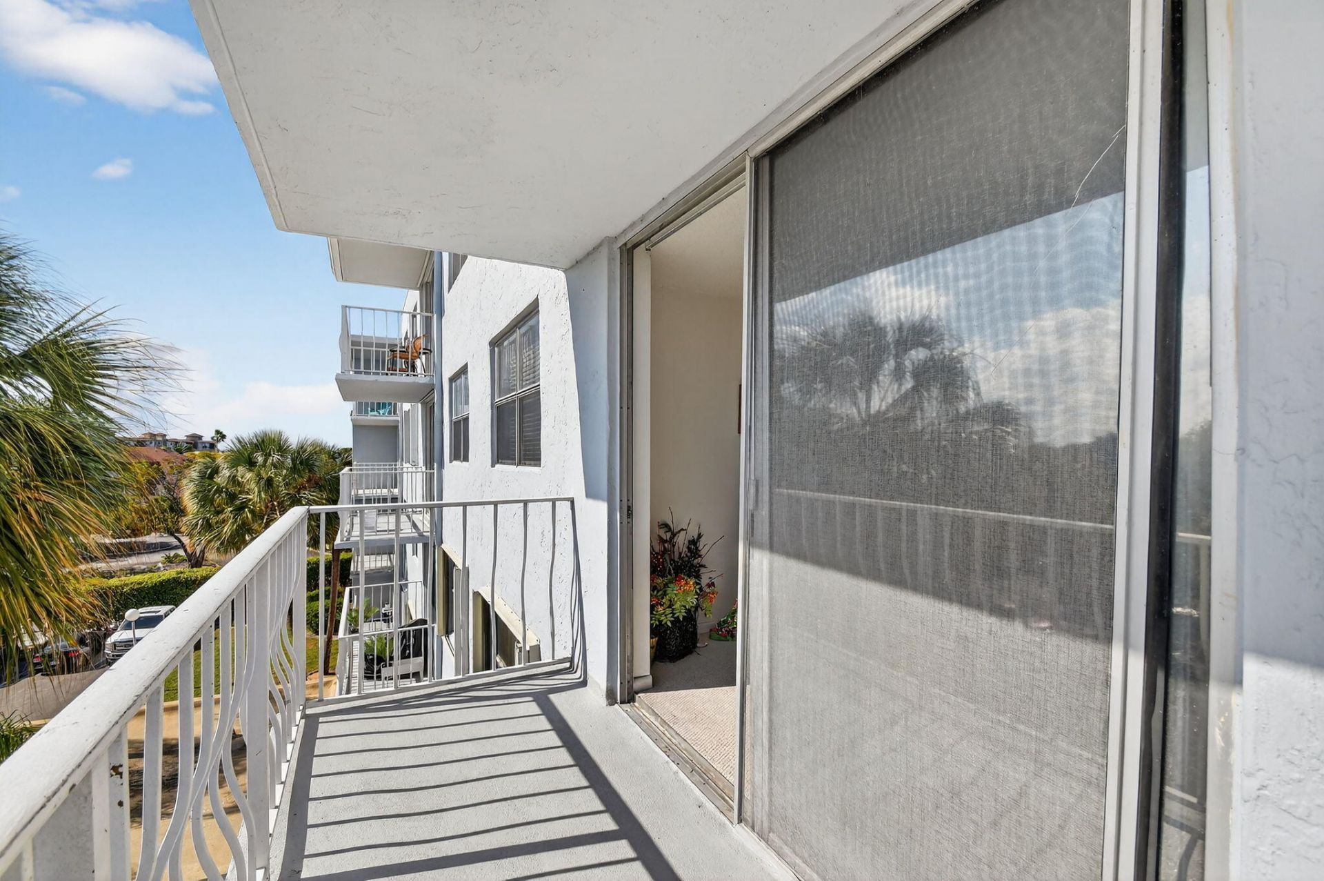 470 Executive Center Drive, Unit 4j, West Palm Beach, FL 33401 Photo