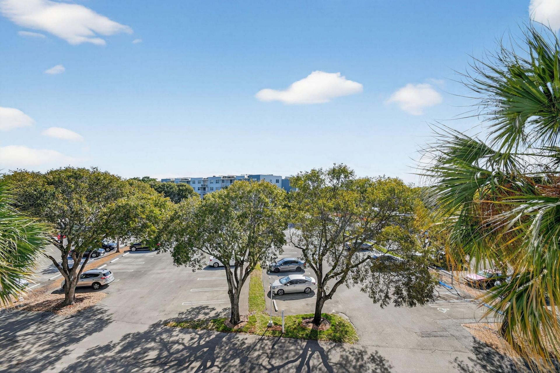 470 Executive Center Drive, Unit 4j, West Palm Beach, FL 33401 Photo