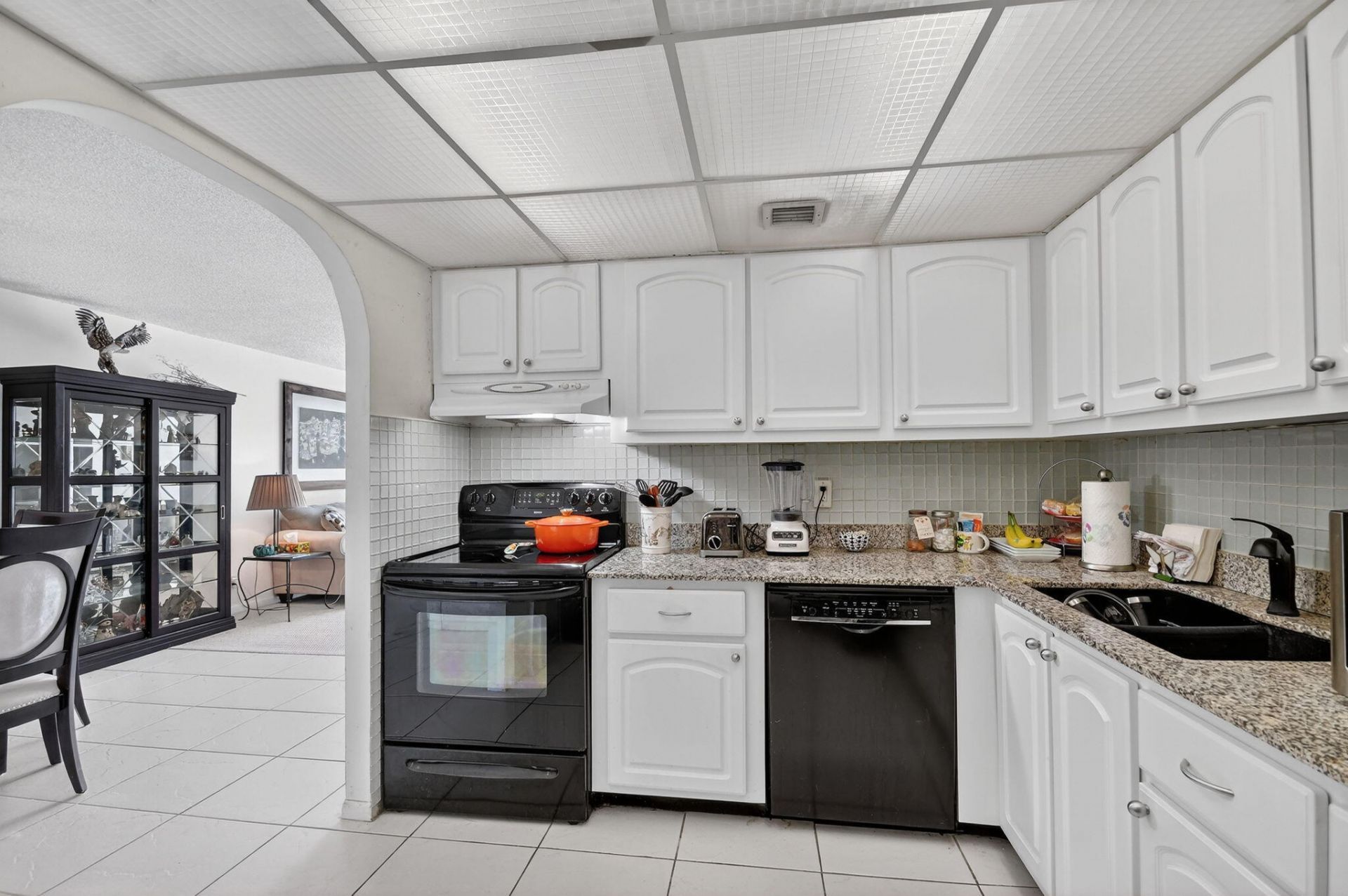 470 Executive Center Drive, Unit 4j, West Palm Beach, FL 33401 Photo