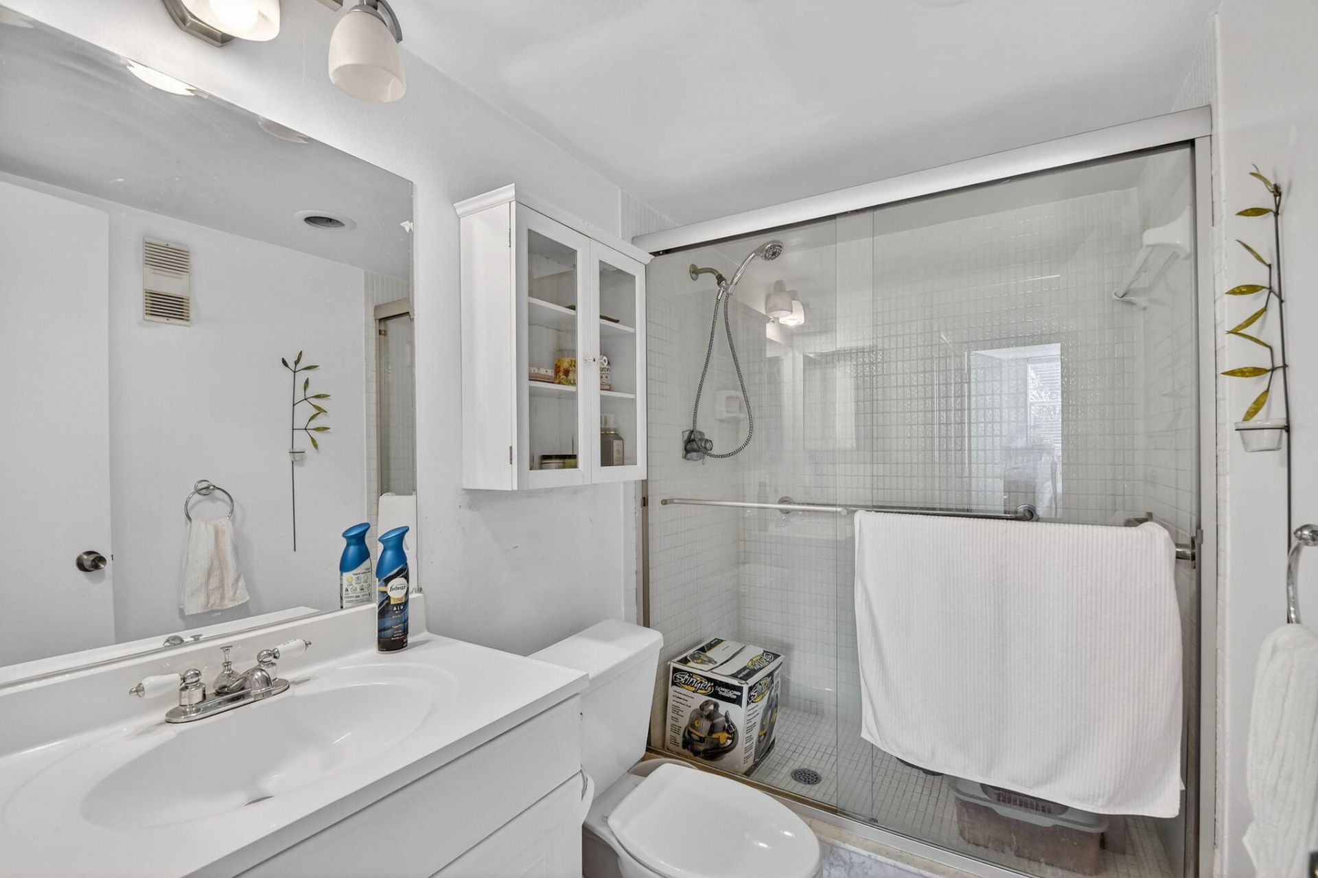 470 Executive Center Drive, Unit 4j, West Palm Beach, FL 33401 Photo