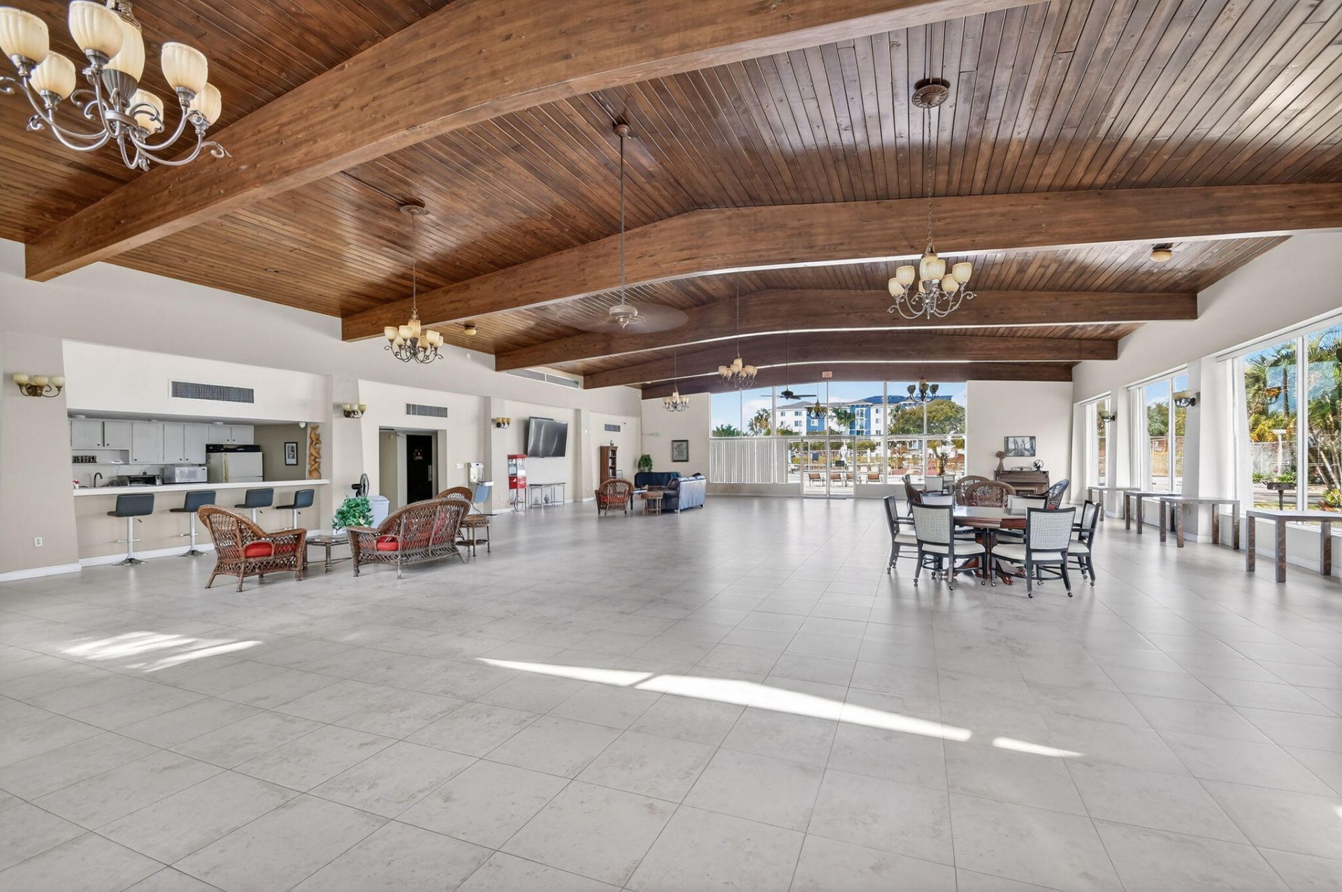 470 Executive Center Drive, Unit 4j, West Palm Beach, FL 33401 Photo