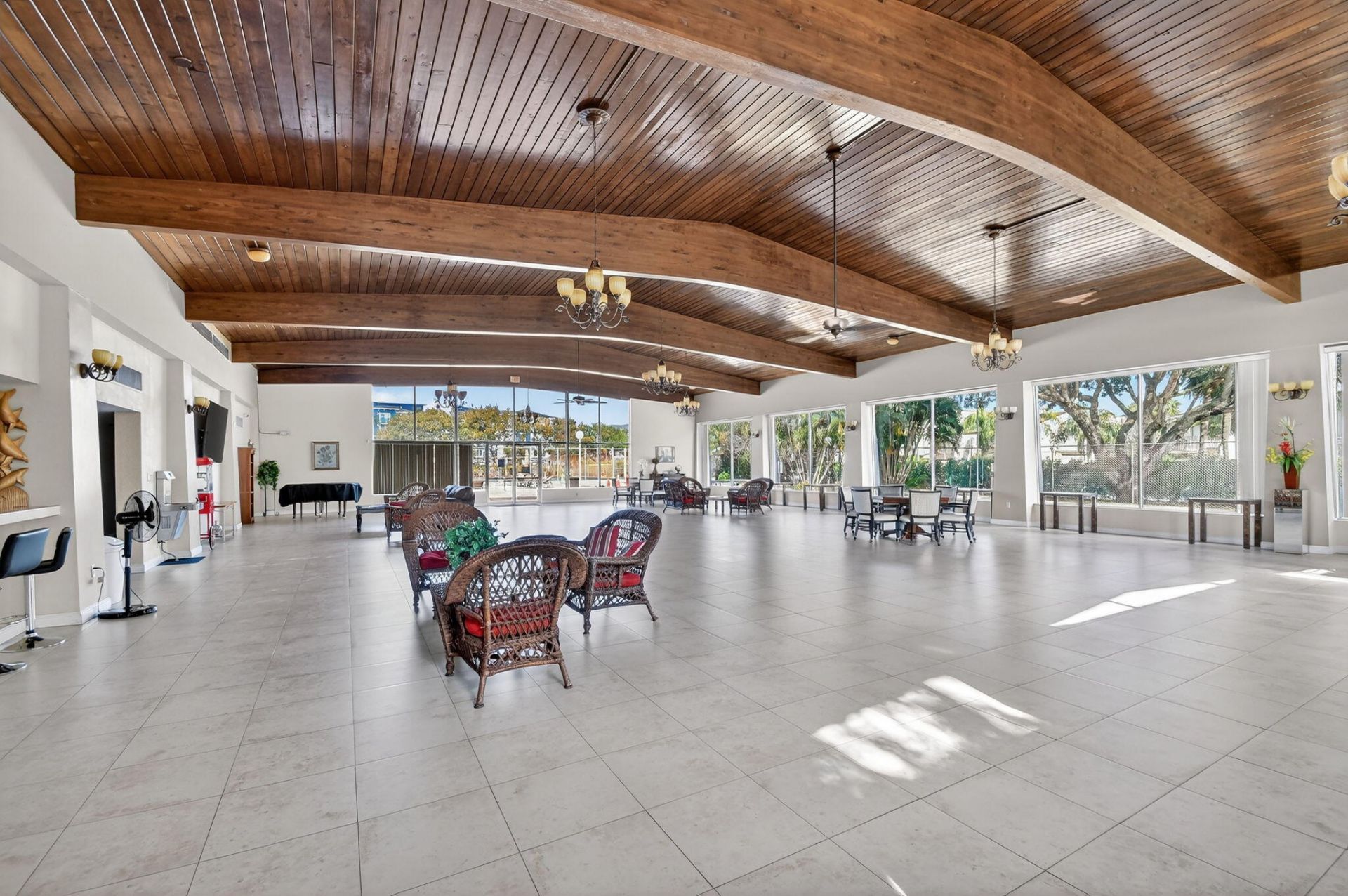 470 Executive Center Drive, Unit 4j, West Palm Beach, FL 33401 Photo