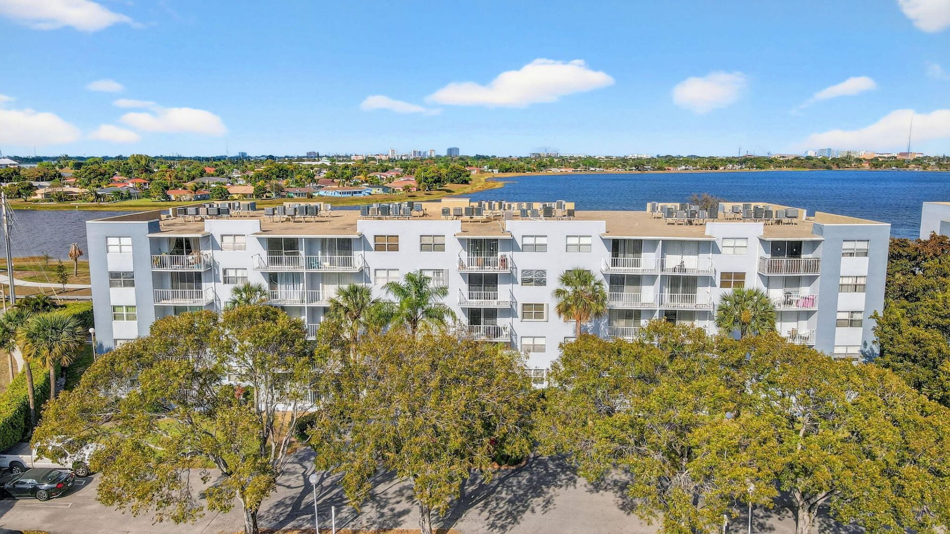 470 Executive Center Drive, Unit 4j, West Palm Beach, FL 33401 Photo