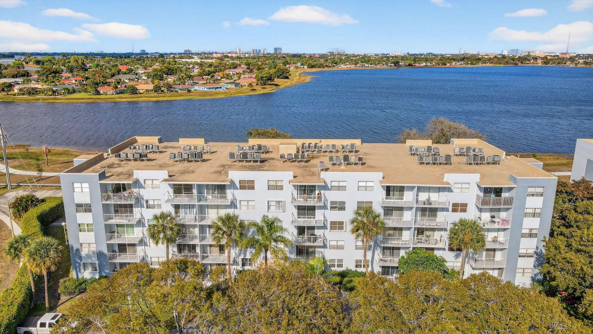 470 Executive Center Drive, Unit 4j, West Palm Beach, FL 33401 Photo