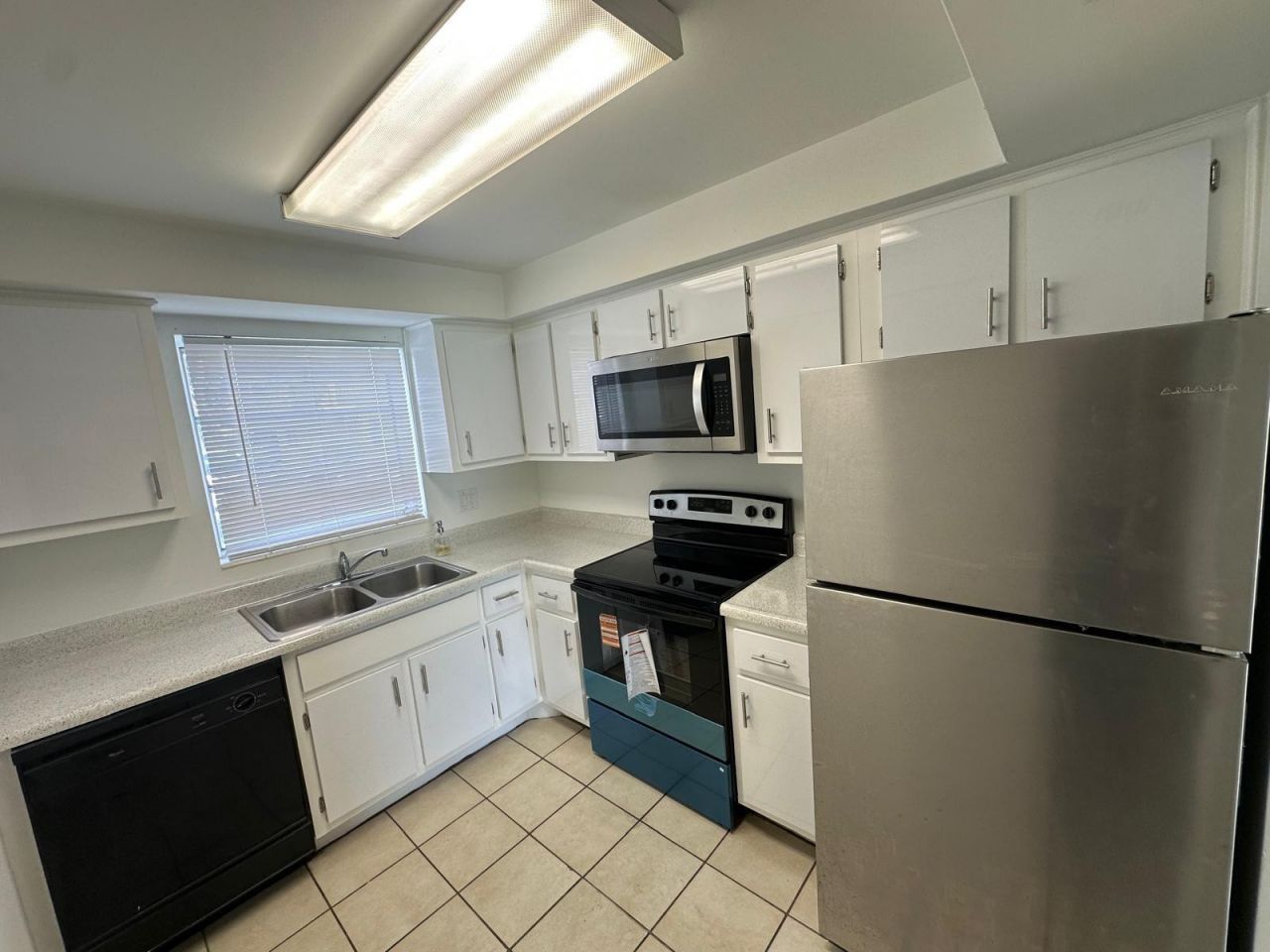 7330 SW 82 Street, Unit B115, Miami, FL 33143 Photo