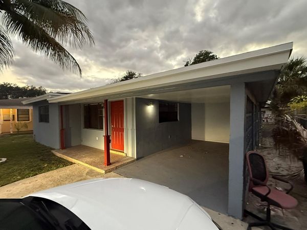 429 NW 15th Ave, Fort Lauderdale, FL 33311