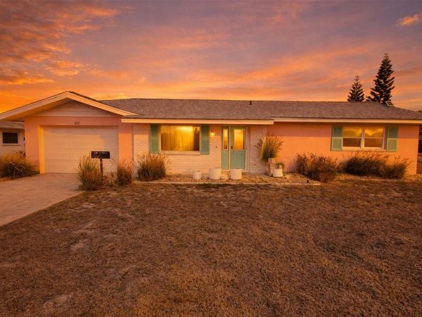 601 ALLEGHENY DRIVE , SUN CITY CENTER, FL 33573