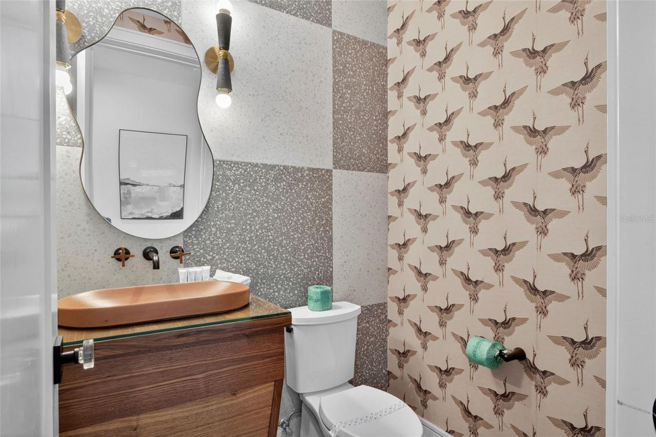 100 12th Street N, Bradenton Beach, FL 34217 Photo