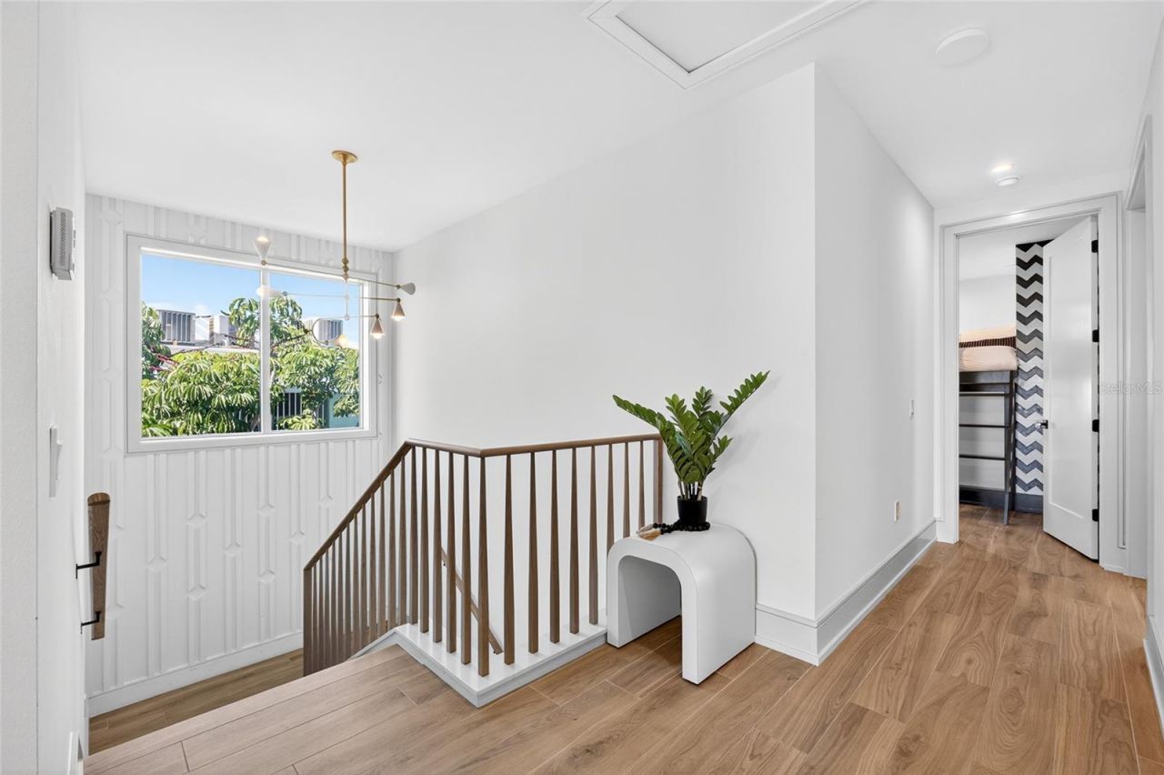 100 12th Street N, Bradenton Beach, FL 34217 Photo