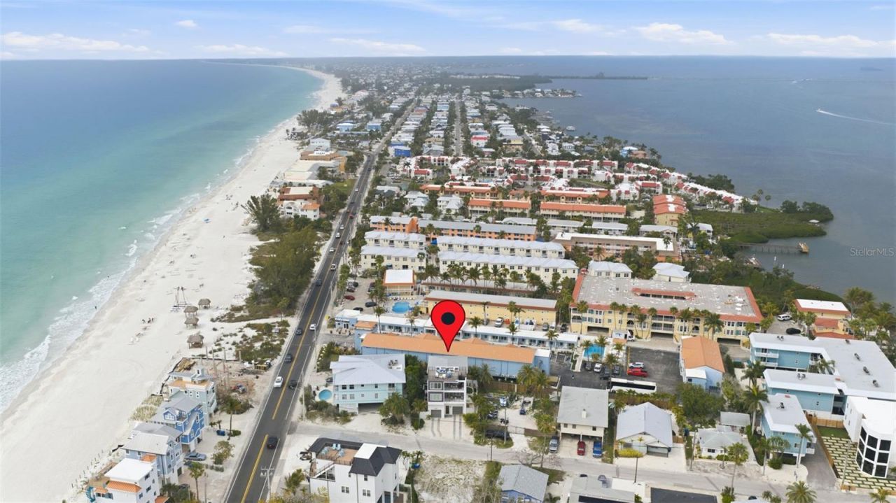 100 12th Street N, Bradenton Beach, FL 34217 Photo