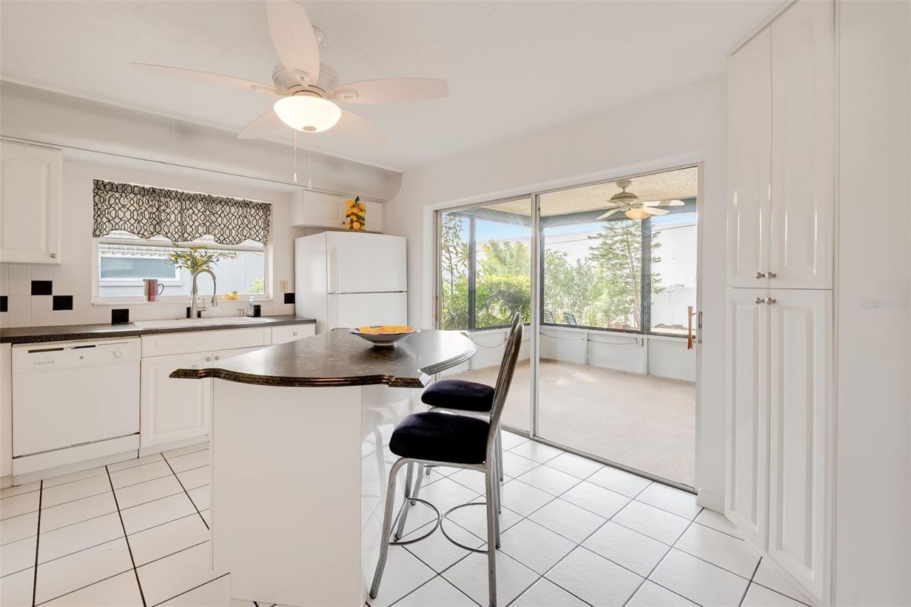 13840 94th Avenue , Seminole, FL 33776 Photo