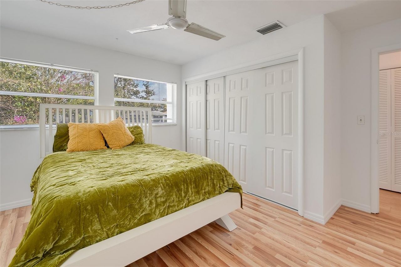 13840 94th Avenue , Seminole, FL 33776 Photo