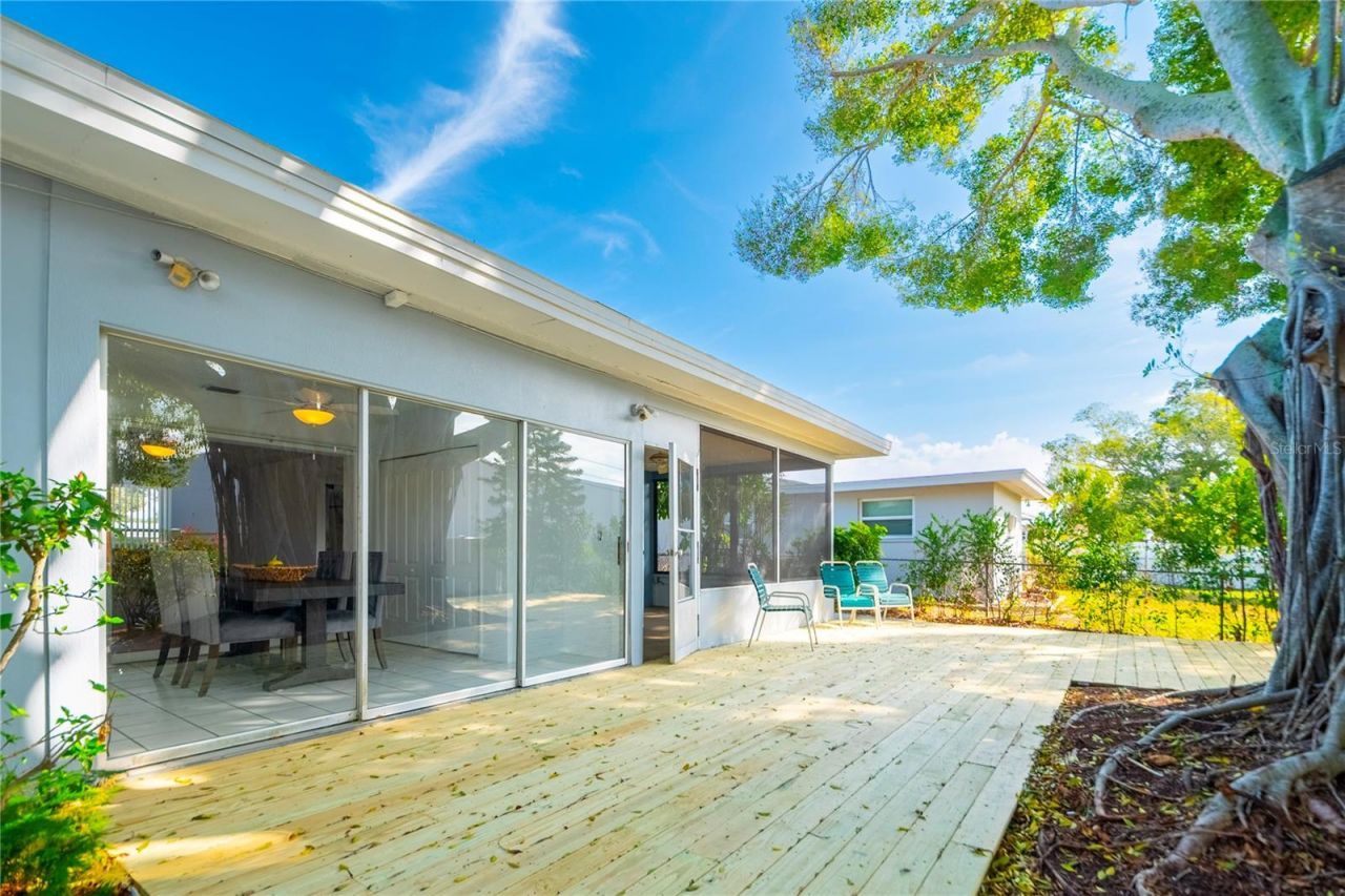 13840 94th Avenue , Seminole, FL 33776 Photo