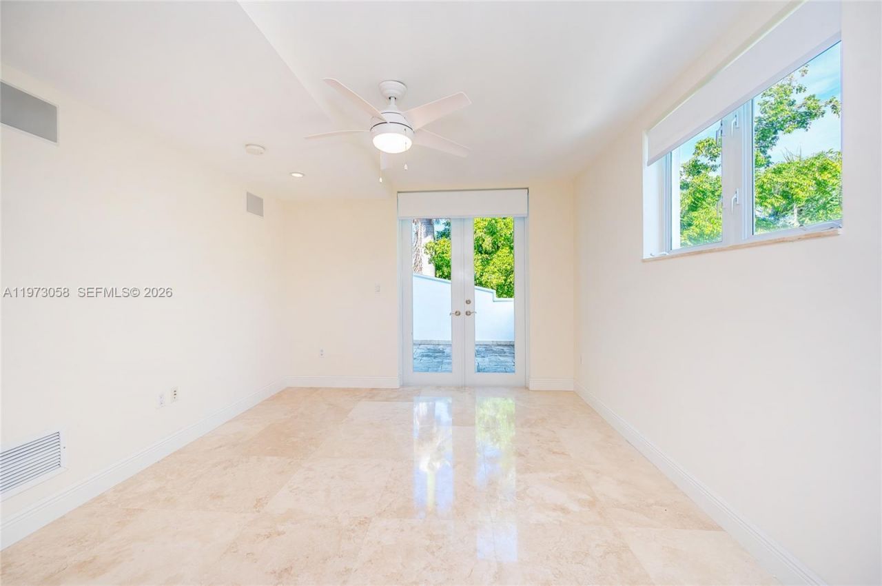 541 S Mashta Dr , Key Biscayne, FL 33149 Photo