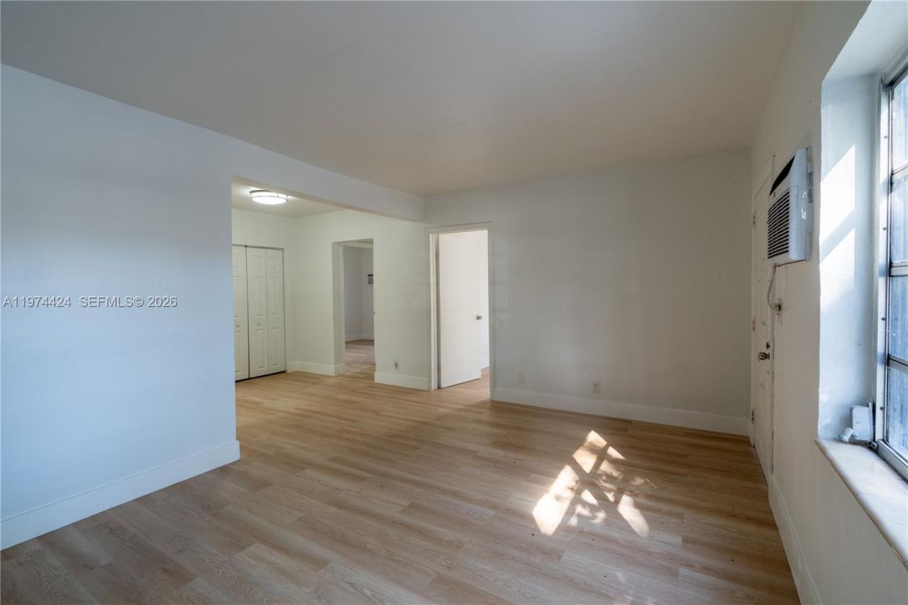 3665 SW 16th St , Unit 3665, Miami, FL 33145 Photo