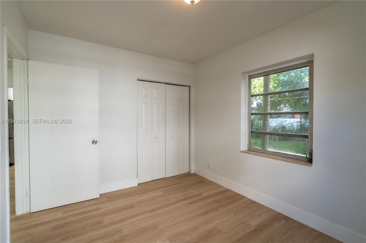 3665 SW 16th St, Unit 3665, Miami, FL 33145 Photo