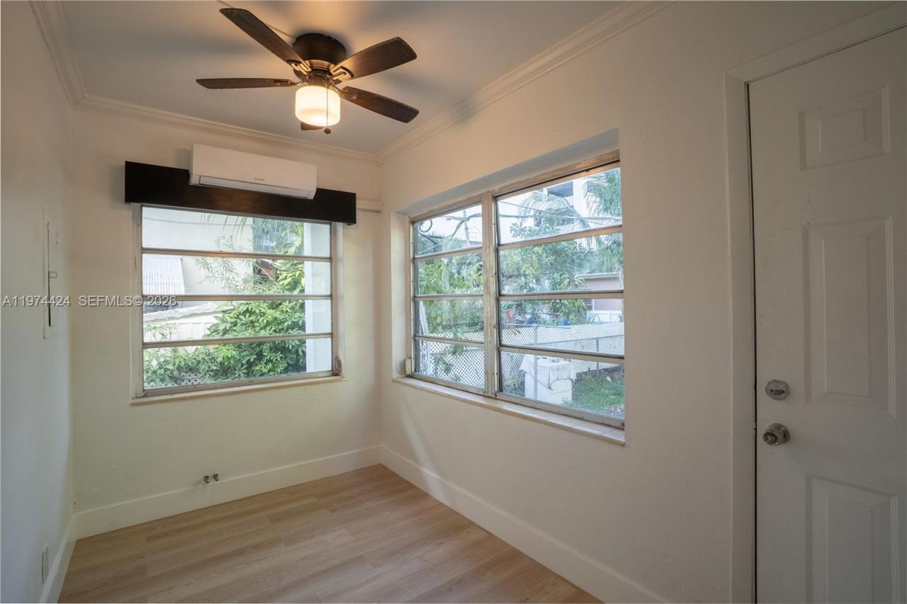 3665 SW 16th St, Unit 3665, Miami, FL 33145 Photo