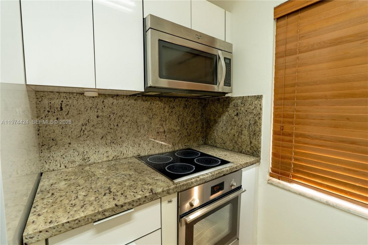 3665 SW 16th St, Unit 3665, Miami, FL 33145 Photo