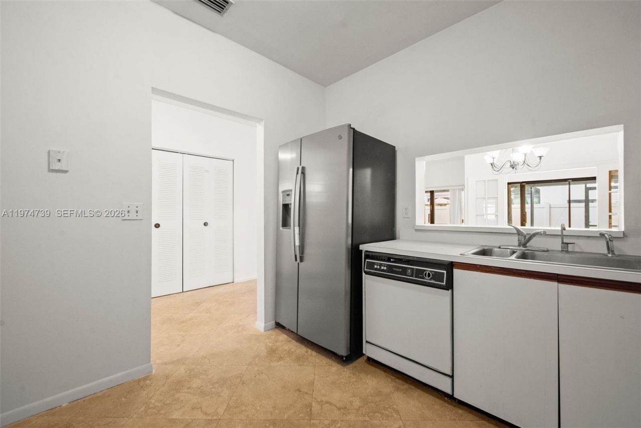 21190 Mainsail Cir, Unit 17A, Aventura, FL 33180 Photo