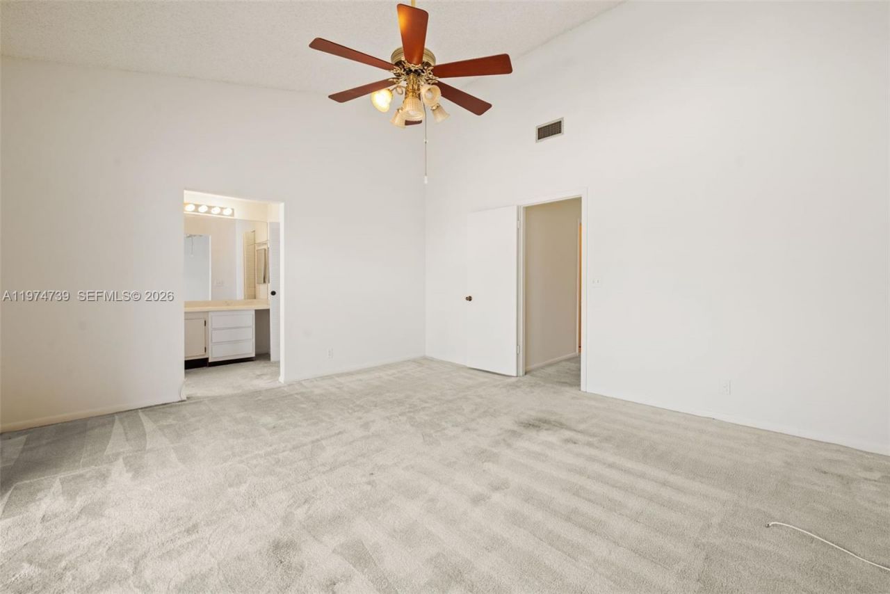 21190 Mainsail Cir, Unit 17A, Aventura, FL 33180 Photo