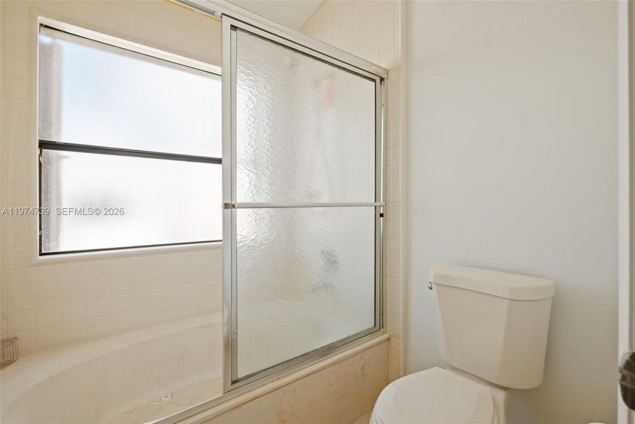 21190 Mainsail Cir, Unit 17A, Aventura, FL 33180 Photo