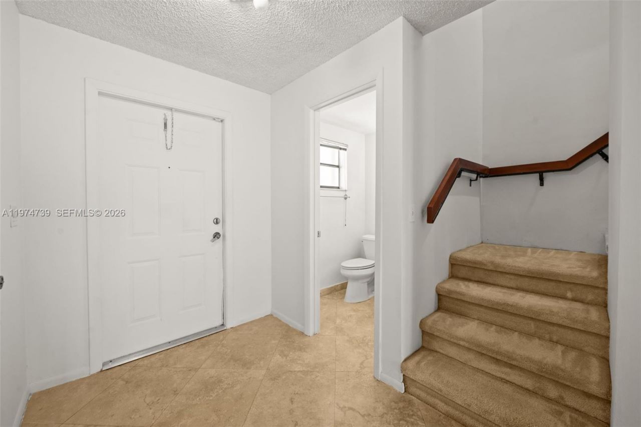 21190 Mainsail Cir, Unit 17A, Aventura, FL 33180 Photo