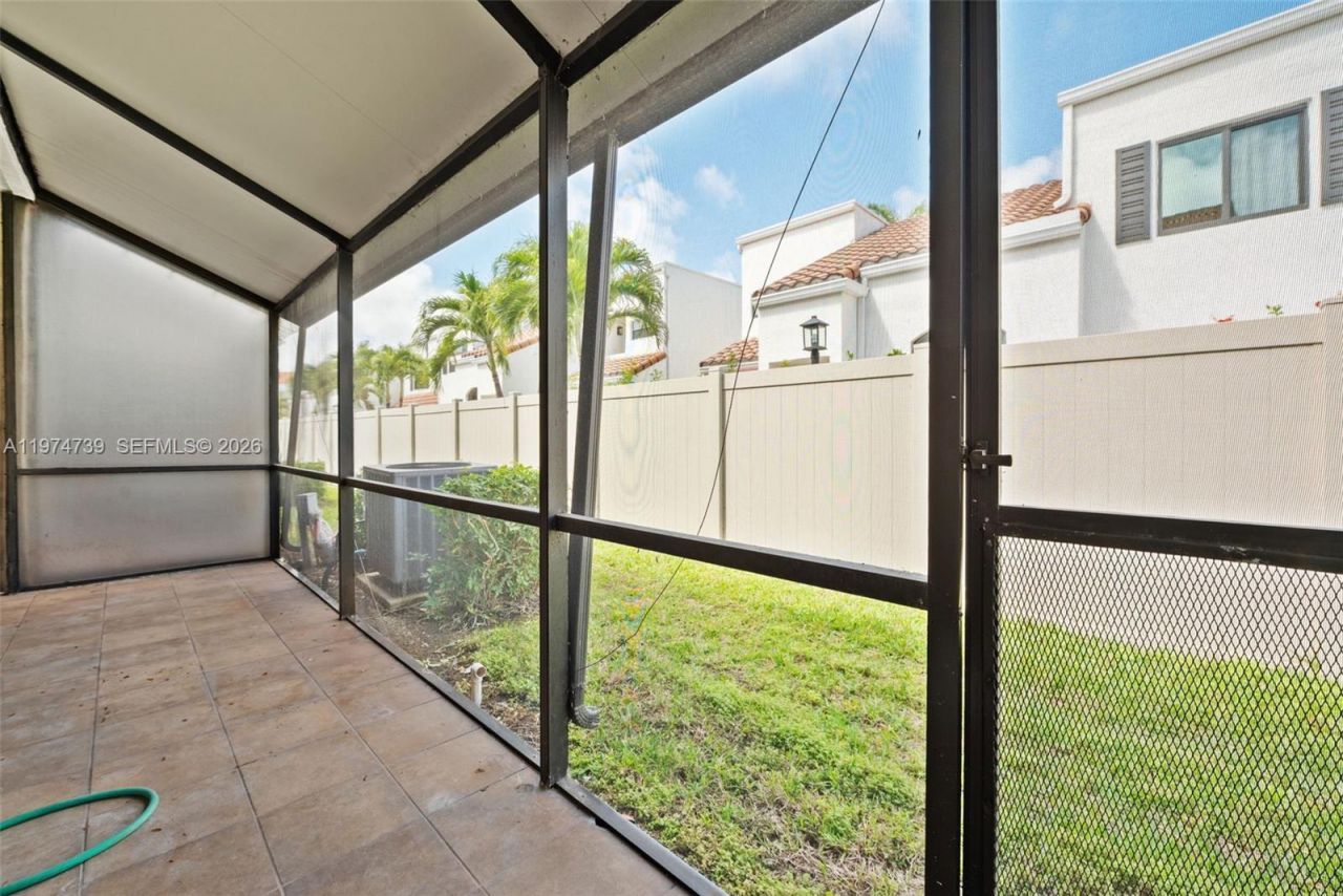 21190 Mainsail Cir, Unit 17A, Aventura, FL 33180 Photo